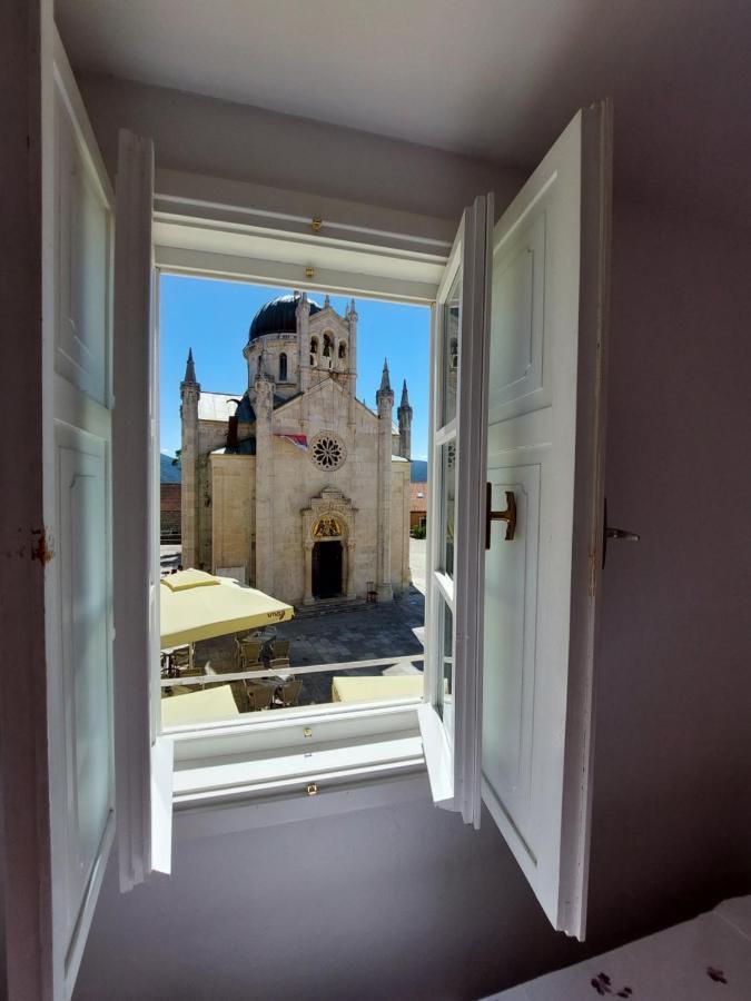 Apartment Old Town Milica ヘルツェグ・ノヴィ エクステリア 写真